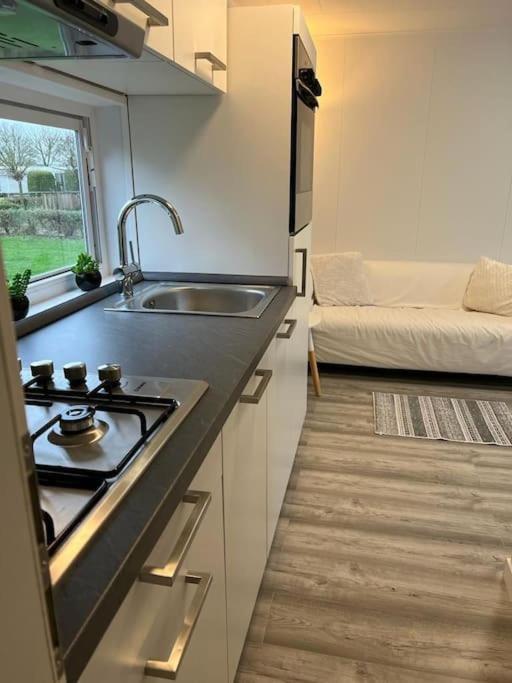 Gezellige chalet in Lithse Ham Exterior foto